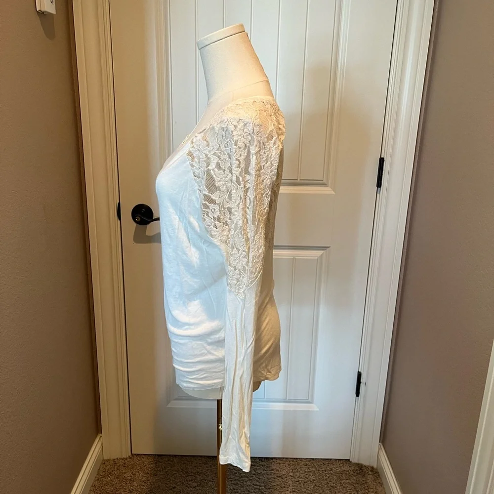 Jack by BB Dakota White Lace Sleeve Blouse - Picture 2 of 4